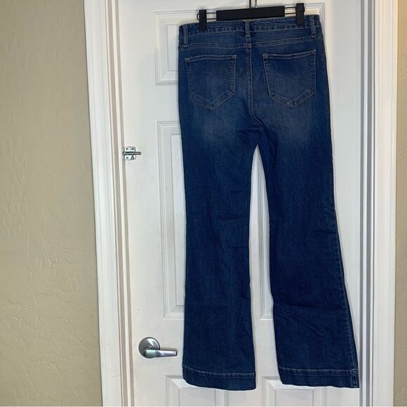 Fashion Nova Bootcut Jeans Size 13 - Picture 5 of 9